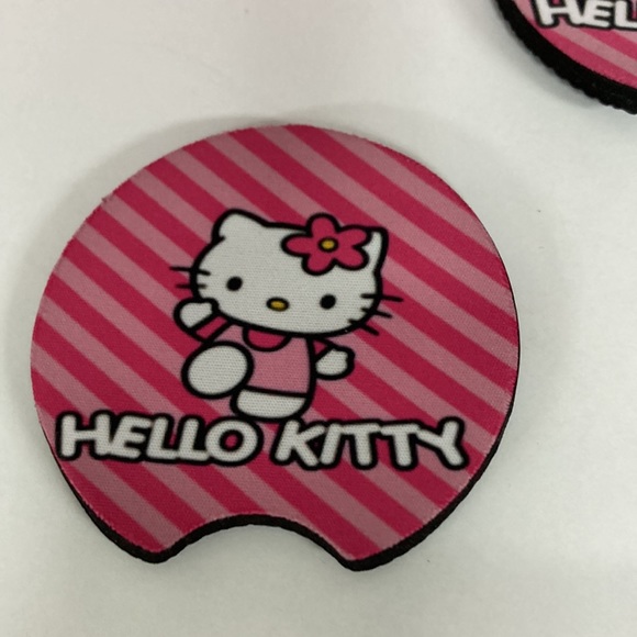 Hello Kitty License Plate With Cup Holder Inserts - Picture 3 of 5